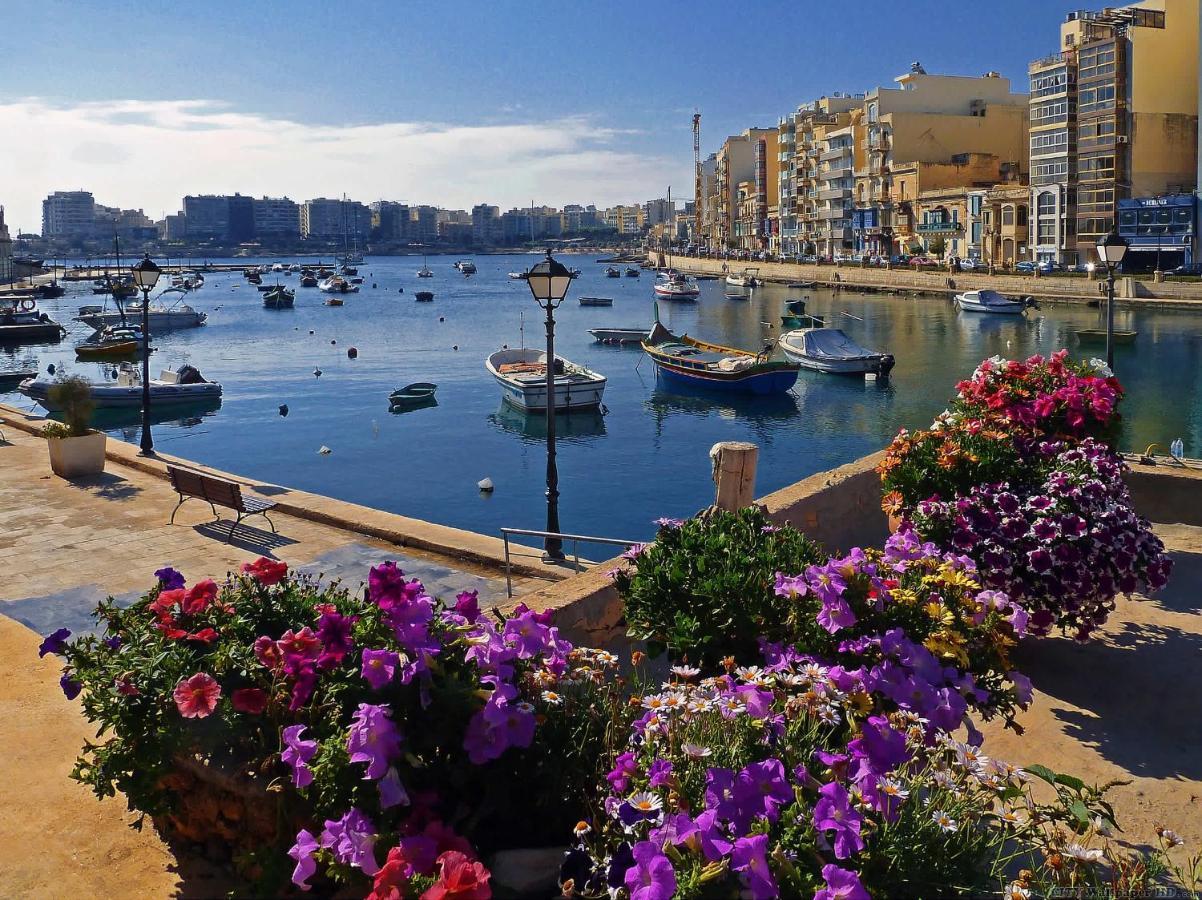 Casa Leon Malta Hotel Saint Julian's Exterior photo