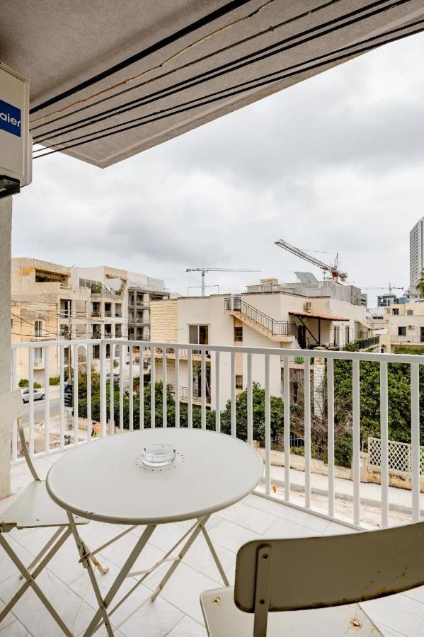 Casa Leon Malta Hotel Saint Julian's Exterior photo